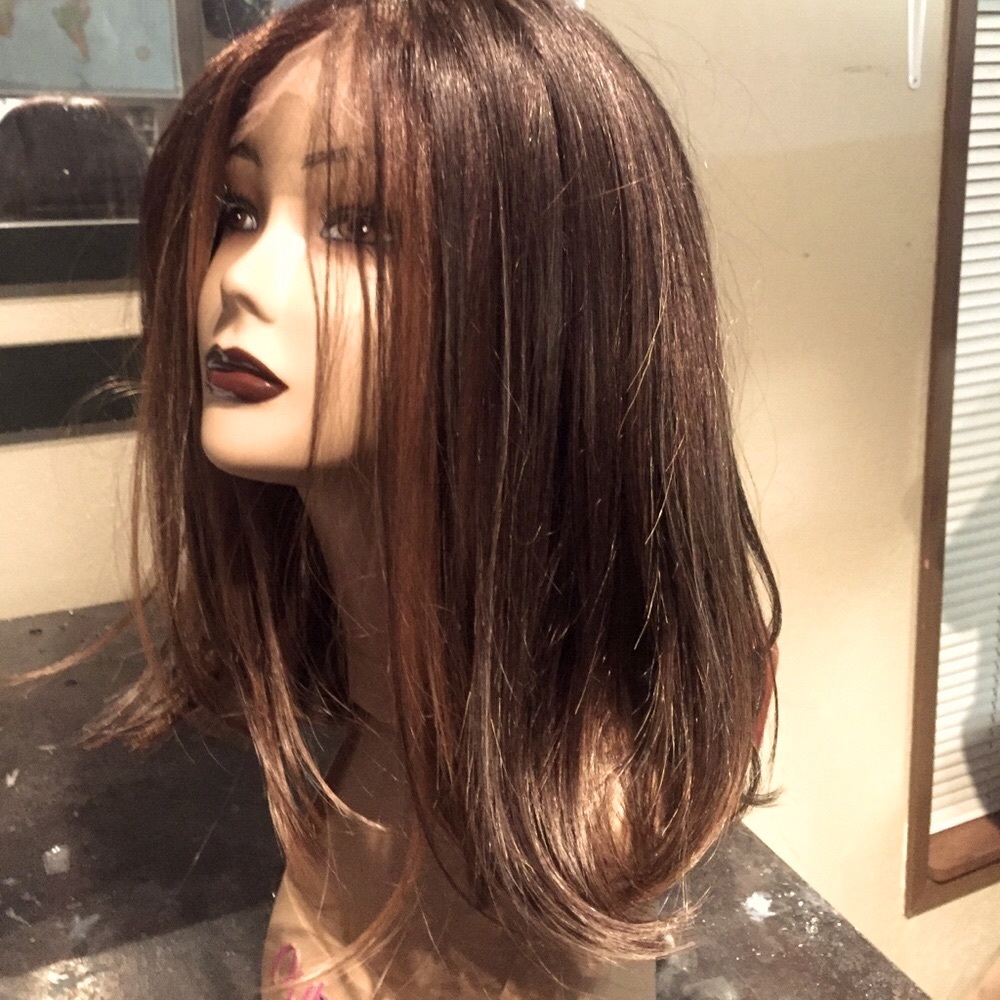 New with tags 12 inch rich brown bob wig